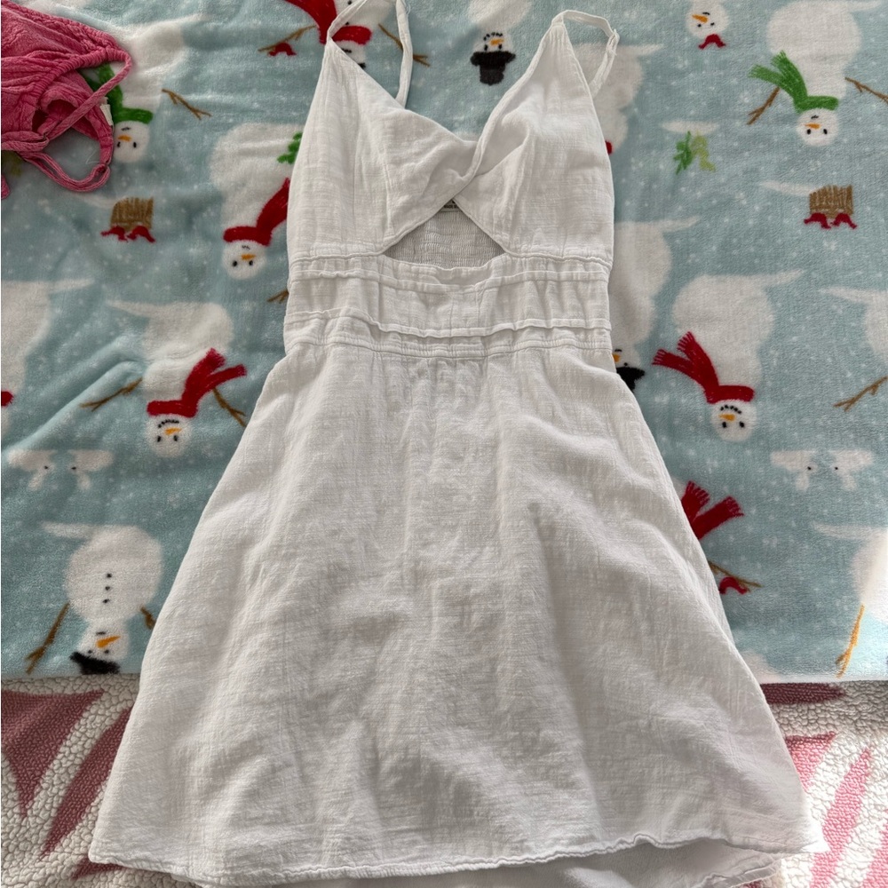 Elegant White Mini Dress